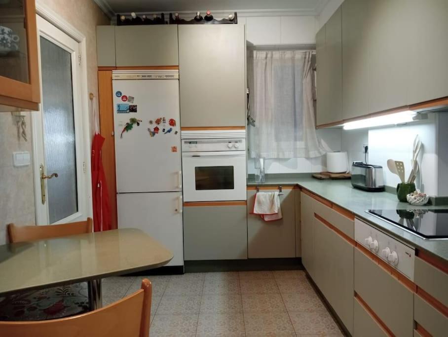 Atico Con Terraza En El Centro De Vigo Apartment Ngoại thất bức ảnh